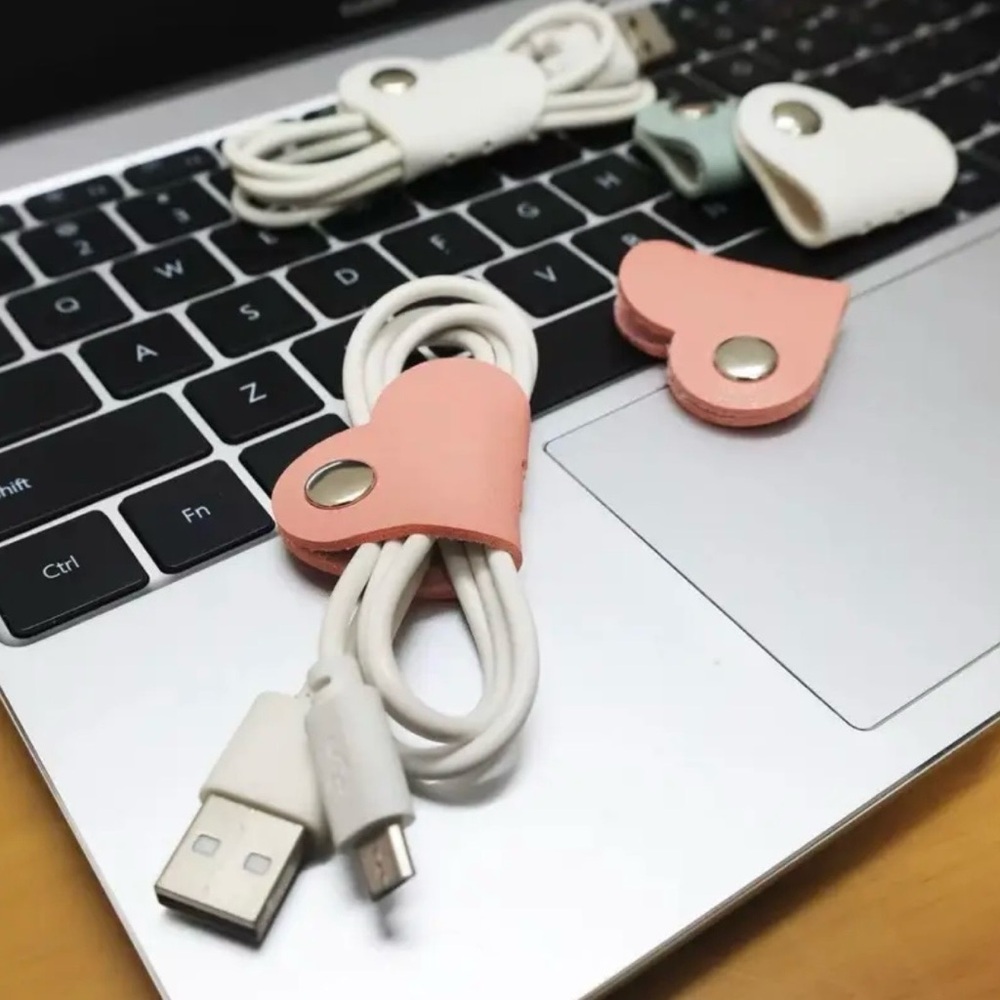 Cable Strap, Heart-Shaped Cable Organizers, Random Color, NEW